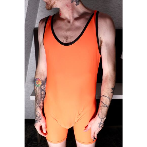 N2N Bodywear Orange Hero Flash Singlet - Size M - Picture 1 of 5